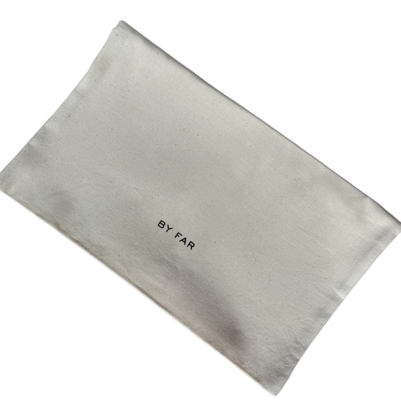 [NWT] BY FAR LEATHER EDIE BOOT - Color: Off White - Size: 37 - Picture 4 of 4